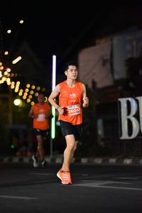 BIB: 26042
                            <button type="button" onclick="openModal(13742619)" class="btn btn-primary btn-sm float-right btn-popup" data-toggle="modal" data-target=".modal-high-quality">
                        <i class="fas fa-shopping-cart"></i> Add to Cart
                    </button>
                                            <button type="button" onclick="isThisMe(13742619, true)" class="btn btn-success btn-sm float-right btn-popup btn-isme hidden" data-toggle="tooltip" data-placement="bottom" title="นี่คือรูปของคุณใช่ไหม คลิกที่นี่เพื่อเอาเข้าอัลบั้ม">
                        <i class="fas fa-plus"></i> Add to album
                    </button>
                    <button type="button" onclick="isThisMe(13742619, false)" class="btn btn-warning btn-sm float-right btn-popup btn-isnotme hidden">
                        <i class="fas fa-ban"></i> Remove from album
                    </button>