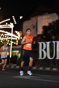 BIB: 25114, 00000
                            <button type="button" onclick="openModal(13741960)" class="btn btn-primary btn-sm float-right btn-popup" data-toggle="modal" data-target=".modal-high-quality">
                        <i class="fas fa-shopping-cart"></i> Add to Cart
                    </button>
                                            <button type="button" onclick="isThisMe(13741960, true)" class="btn btn-success btn-sm float-right btn-popup btn-isme hidden" data-toggle="tooltip" data-placement="bottom" title="นี่คือรูปของคุณใช่ไหม คลิกที่นี่เพื่อเอาเข้าอัลบั้ม">
                        <i class="fas fa-plus"></i> Add to album
                    </button>
                    <button type="button" onclick="isThisMe(13741960, false)" class="btn btn-warning btn-sm float-right btn-popup btn-isnotme hidden">
                        <i class="fas fa-ban"></i> Remove from album
                    </button>