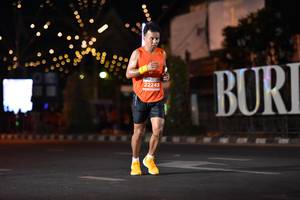 BIB: 22243
                            <button type="button" onclick="openModal(13729911)" class="btn btn-primary btn-sm float-right btn-popup" data-toggle="modal" data-target=".modal-high-quality">
                        <i class="fas fa-shopping-cart"></i> Add to Cart
                    </button>
                                            <button type="button" onclick="isThisMe(13729911, true)" class="btn btn-success btn-sm float-right btn-popup btn-isme hidden" data-toggle="tooltip" data-placement="bottom" title="นี่คือรูปของคุณใช่ไหม คลิกที่นี่เพื่อเอาเข้าอัลบั้ม">
                        <i class="fas fa-plus"></i> Add to album
                    </button>
                    <button type="button" onclick="isThisMe(13729911, false)" class="btn btn-warning btn-sm float-right btn-popup btn-isnotme hidden">
                        <i class="fas fa-ban"></i> Remove from album
                    </button>