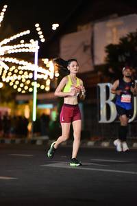 BIB: 00000
                            <button type="button" onclick="openModal(13740170)" class="btn btn-primary btn-sm float-right btn-popup" data-toggle="modal" data-target=".modal-high-quality">
                        <i class="fas fa-shopping-cart"></i> Add to Cart
                    </button>
                                            <button type="button" onclick="isThisMe(13740170, true)" class="btn btn-success btn-sm float-right btn-popup btn-isme hidden" data-toggle="tooltip" data-placement="bottom" title="นี่คือรูปของคุณใช่ไหม คลิกที่นี่เพื่อเอาเข้าอัลบั้ม">
                        <i class="fas fa-plus"></i> Add to album
                    </button>
                    <button type="button" onclick="isThisMe(13740170, false)" class="btn btn-warning btn-sm float-right btn-popup btn-isnotme hidden">
                        <i class="fas fa-ban"></i> Remove from album
                    </button>