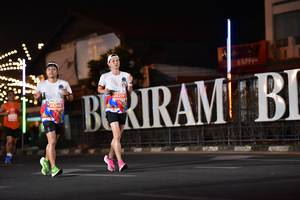 BIB: 26219, 26366
                            <button type="button" onclick="openModal(13740419)" class="btn btn-primary btn-sm float-right btn-popup" data-toggle="modal" data-target=".modal-high-quality">
                        <i class="fas fa-shopping-cart"></i> Add to Cart
                    </button>
                                            <button type="button" onclick="isThisMe(13740419, true)" class="btn btn-success btn-sm float-right btn-popup btn-isme hidden" data-toggle="tooltip" data-placement="bottom" title="นี่คือรูปของคุณใช่ไหม คลิกที่นี่เพื่อเอาเข้าอัลบั้ม">
                        <i class="fas fa-plus"></i> Add to album
                    </button>
                    <button type="button" onclick="isThisMe(13740419, false)" class="btn btn-warning btn-sm float-right btn-popup btn-isnotme hidden">
                        <i class="fas fa-ban"></i> Remove from album
                    </button>