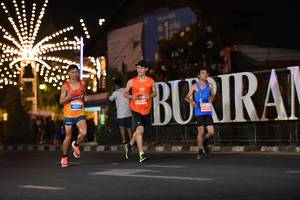 BIB: 4211
                            <button type="button" onclick="openModal(13730422)" class="btn btn-primary btn-sm float-right btn-popup" data-toggle="modal" data-target=".modal-high-quality">
                        <i class="fas fa-shopping-cart"></i> Add to Cart
                    </button>
                                            <button type="button" onclick="isThisMe(13730422, true)" class="btn btn-success btn-sm float-right btn-popup btn-isme hidden" data-toggle="tooltip" data-placement="bottom" title="นี่คือรูปของคุณใช่ไหม คลิกที่นี่เพื่อเอาเข้าอัลบั้ม">
                        <i class="fas fa-plus"></i> Add to album
                    </button>
                    <button type="button" onclick="isThisMe(13730422, false)" class="btn btn-warning btn-sm float-right btn-popup btn-isnotme hidden">
                        <i class="fas fa-ban"></i> Remove from album
                    </button>