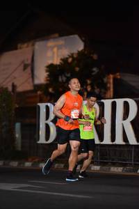 BIB: 22194
                            <button type="button" onclick="openModal(13741368)" class="btn btn-primary btn-sm float-right btn-popup" data-toggle="modal" data-target=".modal-high-quality">
                        <i class="fas fa-shopping-cart"></i> Add to Cart
                    </button>
                                            <button type="button" onclick="isThisMe(13741368, true)" class="btn btn-success btn-sm float-right btn-popup btn-isme hidden" data-toggle="tooltip" data-placement="bottom" title="นี่คือรูปของคุณใช่ไหม คลิกที่นี่เพื่อเอาเข้าอัลบั้ม">
                        <i class="fas fa-plus"></i> Add to album
                    </button>
                    <button type="button" onclick="isThisMe(13741368, false)" class="btn btn-warning btn-sm float-right btn-popup btn-isnotme hidden">
                        <i class="fas fa-ban"></i> Remove from album
                    </button>