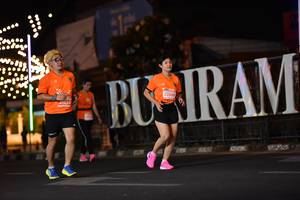 BIB: 23568, 21598
                            <button type="button" onclick="openModal(13781049)" class="btn btn-primary btn-sm float-right btn-popup" data-toggle="modal" data-target=".modal-high-quality">
                        <i class="fas fa-shopping-cart"></i> Add to Cart
                    </button>
                                            <button type="button" onclick="isThisMe(13781049, true)" class="btn btn-success btn-sm float-right btn-popup btn-isme hidden" data-toggle="tooltip" data-placement="bottom" title="นี่คือรูปของคุณใช่ไหม คลิกที่นี่เพื่อเอาเข้าอัลบั้ม">
                        <i class="fas fa-plus"></i> Add to album
                    </button>
                    <button type="button" onclick="isThisMe(13781049, false)" class="btn btn-warning btn-sm float-right btn-popup btn-isnotme hidden">
                        <i class="fas fa-ban"></i> Remove from album
                    </button>