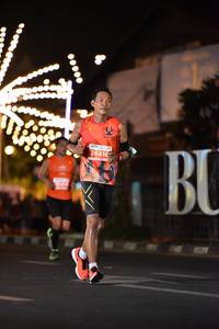 BIB: 26810, 00000
                            <button type="button" onclick="openModal(13730608)" class="btn btn-primary btn-sm float-right btn-popup" data-toggle="modal" data-target=".modal-high-quality">
                        <i class="fas fa-shopping-cart"></i> Add to Cart
                    </button>
                                            <button type="button" onclick="isThisMe(13730608, true)" class="btn btn-success btn-sm float-right btn-popup btn-isme hidden" data-toggle="tooltip" data-placement="bottom" title="นี่คือรูปของคุณใช่ไหม คลิกที่นี่เพื่อเอาเข้าอัลบั้ม">
                        <i class="fas fa-plus"></i> Add to album
                    </button>
                    <button type="button" onclick="isThisMe(13730608, false)" class="btn btn-warning btn-sm float-right btn-popup btn-isnotme hidden">
                        <i class="fas fa-ban"></i> Remove from album
                    </button>