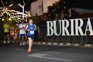 BIB: 43250
                            <button type="button" onclick="openModal(13787257)" class="btn btn-primary btn-sm float-right btn-popup" data-toggle="modal" data-target=".modal-high-quality">
                        <i class="fas fa-shopping-cart"></i> Add to Cart
                    </button>
                                            <button type="button" onclick="isThisMe(13787257, true)" class="btn btn-success btn-sm float-right btn-popup btn-isme hidden" data-toggle="tooltip" data-placement="bottom" title="นี่คือรูปของคุณใช่ไหม คลิกที่นี่เพื่อเอาเข้าอัลบั้ม">
                        <i class="fas fa-plus"></i> Add to album
                    </button>
                    <button type="button" onclick="isThisMe(13787257, false)" class="btn btn-warning btn-sm float-right btn-popup btn-isnotme hidden">
                        <i class="fas fa-ban"></i> Remove from album
                    </button>
