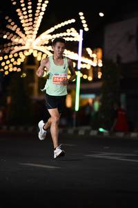 BIB: 264
                            <button type="button" onclick="openModal(13727353)" class="btn btn-primary btn-sm float-right btn-popup" data-toggle="modal" data-target=".modal-high-quality">
                        <i class="fas fa-shopping-cart"></i> Add to Cart
                    </button>
                                            <button type="button" onclick="isThisMe(13727353, true)" class="btn btn-success btn-sm float-right btn-popup btn-isme hidden" data-toggle="tooltip" data-placement="bottom" title="นี่คือรูปของคุณใช่ไหม คลิกที่นี่เพื่อเอาเข้าอัลบั้ม">
                        <i class="fas fa-plus"></i> Add to album
                    </button>
                    <button type="button" onclick="isThisMe(13727353, false)" class="btn btn-warning btn-sm float-right btn-popup btn-isnotme hidden">
                        <i class="fas fa-ban"></i> Remove from album
                    </button>