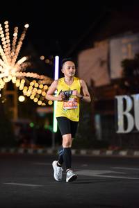BIB: 20679
                            <button type="button" onclick="openModal(13740999)" class="btn btn-primary btn-sm float-right btn-popup" data-toggle="modal" data-target=".modal-high-quality">
                        <i class="fas fa-shopping-cart"></i> Add to Cart
                    </button>
                                            <button type="button" onclick="isThisMe(13740999, true)" class="btn btn-success btn-sm float-right btn-popup btn-isme hidden" data-toggle="tooltip" data-placement="bottom" title="นี่คือรูปของคุณใช่ไหม คลิกที่นี่เพื่อเอาเข้าอัลบั้ม">
                        <i class="fas fa-plus"></i> Add to album
                    </button>
                    <button type="button" onclick="isThisMe(13740999, false)" class="btn btn-warning btn-sm float-right btn-popup btn-isnotme hidden">
                        <i class="fas fa-ban"></i> Remove from album
                    </button>