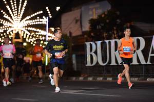 BIB: 40859, 2670
                            <button type="button" onclick="openModal(13740757)" class="btn btn-primary btn-sm float-right btn-popup" data-toggle="modal" data-target=".modal-high-quality">
                        <i class="fas fa-shopping-cart"></i> Add to Cart
                    </button>
                                            <button type="button" onclick="isThisMe(13740757, true)" class="btn btn-success btn-sm float-right btn-popup btn-isme hidden" data-toggle="tooltip" data-placement="bottom" title="นี่คือรูปของคุณใช่ไหม คลิกที่นี่เพื่อเอาเข้าอัลบั้ม">
                        <i class="fas fa-plus"></i> Add to album
                    </button>
                    <button type="button" onclick="isThisMe(13740757, false)" class="btn btn-warning btn-sm float-right btn-popup btn-isnotme hidden">
                        <i class="fas fa-ban"></i> Remove from album
                    </button>