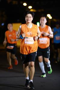BIB: 28762, 27190
                            <button type="button" onclick="openModal(13913010)" class="btn btn-primary btn-sm float-right btn-popup" data-toggle="modal" data-target=".modal-high-quality">
                        <i class="fas fa-shopping-cart"></i> Add to Cart
                    </button>
                                            <button type="button" onclick="isThisMe(13913010, true)" class="btn btn-success btn-sm float-right btn-popup btn-isme hidden" data-toggle="tooltip" data-placement="bottom" title="นี่คือรูปของคุณใช่ไหม คลิกที่นี่เพื่อเอาเข้าอัลบั้ม">
                        <i class="fas fa-plus"></i> Add to album
                    </button>
                    <button type="button" onclick="isThisMe(13913010, false)" class="btn btn-warning btn-sm float-right btn-popup btn-isnotme hidden">
                        <i class="fas fa-ban"></i> Remove from album
                    </button>