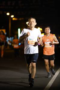 BIB: 2696, 2215
                            <button type="button" onclick="openModal(13913047)" class="btn btn-primary btn-sm float-right btn-popup" data-toggle="modal" data-target=".modal-high-quality">
                        <i class="fas fa-shopping-cart"></i> Add to Cart
                    </button>
                                            <button type="button" onclick="isThisMe(13913047, true)" class="btn btn-success btn-sm float-right btn-popup btn-isme hidden" data-toggle="tooltip" data-placement="bottom" title="นี่คือรูปของคุณใช่ไหม คลิกที่นี่เพื่อเอาเข้าอัลบั้ม">
                        <i class="fas fa-plus"></i> Add to album
                    </button>
                    <button type="button" onclick="isThisMe(13913047, false)" class="btn btn-warning btn-sm float-right btn-popup btn-isnotme hidden">
                        <i class="fas fa-ban"></i> Remove from album
                    </button>