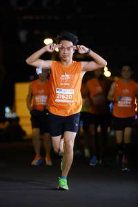 BIB: 21620
                            <button type="button" onclick="openModal(13918243)" class="btn btn-primary btn-sm float-right btn-popup" data-toggle="modal" data-target=".modal-high-quality">
                        <i class="fas fa-shopping-cart"></i> Add to Cart
                    </button>
                                            <button type="button" onclick="isThisMe(13918243, true)" class="btn btn-success btn-sm float-right btn-popup btn-isme hidden" data-toggle="tooltip" data-placement="bottom" title="นี่คือรูปของคุณใช่ไหม คลิกที่นี่เพื่อเอาเข้าอัลบั้ม">
                        <i class="fas fa-plus"></i> Add to album
                    </button>
                    <button type="button" onclick="isThisMe(13918243, false)" class="btn btn-warning btn-sm float-right btn-popup btn-isnotme hidden">
                        <i class="fas fa-ban"></i> Remove from album
                    </button>