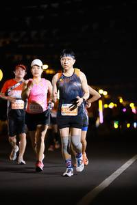 BIB: 22034, 2423, 2585
                            <button type="button" onclick="openModal(13921028)" class="btn btn-primary btn-sm float-right btn-popup" data-toggle="modal" data-target=".modal-high-quality">
                        <i class="fas fa-shopping-cart"></i> Add to Cart
                    </button>
                                            <button type="button" onclick="isThisMe(13921028, true)" class="btn btn-success btn-sm float-right btn-popup btn-isme hidden" data-toggle="tooltip" data-placement="bottom" title="นี่คือรูปของคุณใช่ไหม คลิกที่นี่เพื่อเอาเข้าอัลบั้ม">
                        <i class="fas fa-plus"></i> Add to album
                    </button>
                    <button type="button" onclick="isThisMe(13921028, false)" class="btn btn-warning btn-sm float-right btn-popup btn-isnotme hidden">
                        <i class="fas fa-ban"></i> Remove from album
                    </button>