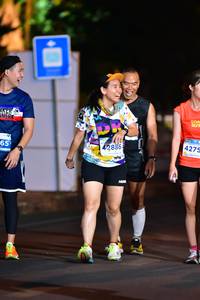 BIB: 4275, 42886
                            <button type="button" onclick="openModal(14283134)" class="btn btn-primary btn-sm float-right btn-popup" data-toggle="modal" data-target=".modal-high-quality">
                        <i class="fas fa-shopping-cart"></i> Add to Cart
                    </button>
                                            <button type="button" onclick="isThisMe(14283134, true)" class="btn btn-success btn-sm float-right btn-popup btn-isme hidden" data-toggle="tooltip" data-placement="bottom" title="นี่คือรูปของคุณใช่ไหม คลิกที่นี่เพื่อเอาเข้าอัลบั้ม">
                        <i class="fas fa-plus"></i> Add to album
                    </button>
                    <button type="button" onclick="isThisMe(14283134, false)" class="btn btn-warning btn-sm float-right btn-popup btn-isnotme hidden">
                        <i class="fas fa-ban"></i> Remove from album
                    </button>