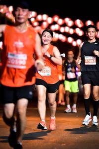 BIB: 0650, 9210, 27497
                            <button type="button" onclick="openModal(15835542)" class="btn btn-primary btn-sm float-right btn-popup" data-toggle="modal" data-target=".modal-high-quality">
                        <i class="fas fa-shopping-cart"></i> Add to Cart
                    </button>
                                            <button type="button" onclick="isThisMe(15835542, true)" class="btn btn-success btn-sm float-right btn-popup btn-isme hidden" data-toggle="tooltip" data-placement="bottom" title="นี่คือรูปของคุณใช่ไหม คลิกที่นี่เพื่อเอาเข้าอัลบั้ม">
                        <i class="fas fa-plus"></i> Add to album
                    </button>
                    <button type="button" onclick="isThisMe(15835542, false)" class="btn btn-warning btn-sm float-right btn-popup btn-isnotme hidden">
                        <i class="fas fa-ban"></i> Remove from album
                    </button>