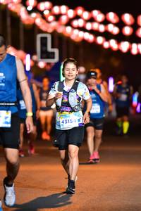 BIB: 195, 2695
                            <button type="button" onclick="openModal(13731802)" class="btn btn-primary btn-sm float-right btn-popup" data-toggle="modal" data-target=".modal-high-quality">
                        <i class="fas fa-shopping-cart"></i> Add to Cart
                    </button>
                                            <button type="button" onclick="isThisMe(13731802, true)" class="btn btn-success btn-sm float-right btn-popup btn-isme hidden" data-toggle="tooltip" data-placement="bottom" title="นี่คือรูปของคุณใช่ไหม คลิกที่นี่เพื่อเอาเข้าอัลบั้ม">
                        <i class="fas fa-plus"></i> Add to album
                    </button>
                    <button type="button" onclick="isThisMe(13731802, false)" class="btn btn-warning btn-sm float-right btn-popup btn-isnotme hidden">
                        <i class="fas fa-ban"></i> Remove from album
                    </button>