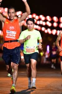 BIB: 21909, 20047
                            <button type="button" onclick="openModal(14305956)" class="btn btn-primary btn-sm float-right btn-popup" data-toggle="modal" data-target=".modal-high-quality">
                        <i class="fas fa-shopping-cart"></i> Add to Cart
                    </button>
                                            <button type="button" onclick="isThisMe(14305956, true)" class="btn btn-success btn-sm float-right btn-popup btn-isme hidden" data-toggle="tooltip" data-placement="bottom" title="นี่คือรูปของคุณใช่ไหม คลิกที่นี่เพื่อเอาเข้าอัลบั้ม">
                        <i class="fas fa-plus"></i> Add to album
                    </button>
                    <button type="button" onclick="isThisMe(14305956, false)" class="btn btn-warning btn-sm float-right btn-popup btn-isnotme hidden">
                        <i class="fas fa-ban"></i> Remove from album
                    </button>