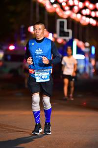 BIB: 2011
                            <button type="button" onclick="openModal(14274305)" class="btn btn-primary btn-sm float-right btn-popup" data-toggle="modal" data-target=".modal-high-quality">
                        <i class="fas fa-shopping-cart"></i> Add to Cart
                    </button>
                                            <button type="button" onclick="isThisMe(14274305, true)" class="btn btn-success btn-sm float-right btn-popup btn-isme hidden" data-toggle="tooltip" data-placement="bottom" title="นี่คือรูปของคุณใช่ไหม คลิกที่นี่เพื่อเอาเข้าอัลบั้ม">
                        <i class="fas fa-plus"></i> Add to album
                    </button>
                    <button type="button" onclick="isThisMe(14274305, false)" class="btn btn-warning btn-sm float-right btn-popup btn-isnotme hidden">
                        <i class="fas fa-ban"></i> Remove from album
                    </button>