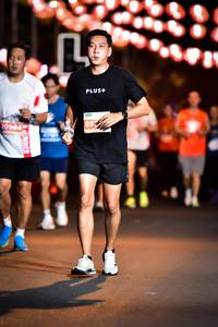 BIB: 0984
                            <button type="button" onclick="openModal(15832178)" class="btn btn-primary btn-sm float-right btn-popup" data-toggle="modal" data-target=".modal-high-quality">
                        <i class="fas fa-shopping-cart"></i> Add to Cart
                    </button>
                                            <button type="button" onclick="isThisMe(15832178, true)" class="btn btn-success btn-sm float-right btn-popup btn-isme hidden" data-toggle="tooltip" data-placement="bottom" title="นี่คือรูปของคุณใช่ไหม คลิกที่นี่เพื่อเอาเข้าอัลบั้ม">
                        <i class="fas fa-plus"></i> Add to album
                    </button>
                    <button type="button" onclick="isThisMe(15832178, false)" class="btn btn-warning btn-sm float-right btn-popup btn-isnotme hidden">
                        <i class="fas fa-ban"></i> Remove from album
                    </button>