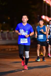 BIB: 250, 25865
                            <button type="button" onclick="openModal(13723449)" class="btn btn-primary btn-sm float-right btn-popup" data-toggle="modal" data-target=".modal-high-quality">
                        <i class="fas fa-shopping-cart"></i> Add to Cart
                    </button>
                                            <button type="button" onclick="isThisMe(13723449, true)" class="btn btn-success btn-sm float-right btn-popup btn-isme hidden" data-toggle="tooltip" data-placement="bottom" title="นี่คือรูปของคุณใช่ไหม คลิกที่นี่เพื่อเอาเข้าอัลบั้ม">
                        <i class="fas fa-plus"></i> Add to album
                    </button>
                    <button type="button" onclick="isThisMe(13723449, false)" class="btn btn-warning btn-sm float-right btn-popup btn-isnotme hidden">
                        <i class="fas fa-ban"></i> Remove from album
                    </button>