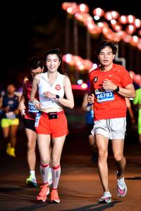 BIB: 46792
                            <button type="button" onclick="openModal(15851529)" class="btn btn-primary btn-sm float-right btn-popup" data-toggle="modal" data-target=".modal-high-quality">
                        <i class="fas fa-shopping-cart"></i> Add to Cart
                    </button>
                                            <button type="button" onclick="isThisMe(15851529, true)" class="btn btn-success btn-sm float-right btn-popup btn-isme hidden" data-toggle="tooltip" data-placement="bottom" title="นี่คือรูปของคุณใช่ไหม คลิกที่นี่เพื่อเอาเข้าอัลบั้ม">
                        <i class="fas fa-plus"></i> Add to album
                    </button>
                    <button type="button" onclick="isThisMe(15851529, false)" class="btn btn-warning btn-sm float-right btn-popup btn-isnotme hidden">
                        <i class="fas fa-ban"></i> Remove from album
                    </button>