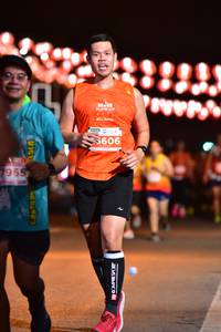 BIB: 606, 7955
                            <button type="button" onclick="openModal(14345013)" class="btn btn-primary btn-sm float-right btn-popup" data-toggle="modal" data-target=".modal-high-quality">
                        <i class="fas fa-shopping-cart"></i> Add to Cart
                    </button>
                                            <button type="button" onclick="isThisMe(14345013, true)" class="btn btn-success btn-sm float-right btn-popup btn-isme hidden" data-toggle="tooltip" data-placement="bottom" title="นี่คือรูปของคุณใช่ไหม คลิกที่นี่เพื่อเอาเข้าอัลบั้ม">
                        <i class="fas fa-plus"></i> Add to album
                    </button>
                    <button type="button" onclick="isThisMe(14345013, false)" class="btn btn-warning btn-sm float-right btn-popup btn-isnotme hidden">
                        <i class="fas fa-ban"></i> Remove from album
                    </button>