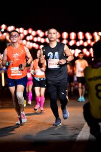 BIB: 28430, 91214
                            <button type="button" onclick="openModal(15835643)" class="btn btn-primary btn-sm float-right btn-popup" data-toggle="modal" data-target=".modal-high-quality">
                        <i class="fas fa-shopping-cart"></i> Add to Cart
                    </button>
                                            <button type="button" onclick="isThisMe(15835643, true)" class="btn btn-success btn-sm float-right btn-popup btn-isme hidden" data-toggle="tooltip" data-placement="bottom" title="นี่คือรูปของคุณใช่ไหม คลิกที่นี่เพื่อเอาเข้าอัลบั้ม">
                        <i class="fas fa-plus"></i> Add to album
                    </button>
                    <button type="button" onclick="isThisMe(15835643, false)" class="btn btn-warning btn-sm float-right btn-popup btn-isnotme hidden">
                        <i class="fas fa-ban"></i> Remove from album
                    </button>