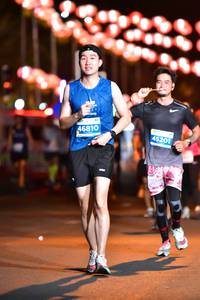 BIB: 46810, 45201
                            <button type="button" onclick="openModal(14335218)" class="btn btn-primary btn-sm float-right btn-popup" data-toggle="modal" data-target=".modal-high-quality">
                        <i class="fas fa-shopping-cart"></i> Add to Cart
                    </button>
                                            <button type="button" onclick="isThisMe(14335218, true)" class="btn btn-success btn-sm float-right btn-popup btn-isme hidden" data-toggle="tooltip" data-placement="bottom" title="นี่คือรูปของคุณใช่ไหม คลิกที่นี่เพื่อเอาเข้าอัลบั้ม">
                        <i class="fas fa-plus"></i> Add to album
                    </button>
                    <button type="button" onclick="isThisMe(14335218, false)" class="btn btn-warning btn-sm float-right btn-popup btn-isnotme hidden">
                        <i class="fas fa-ban"></i> Remove from album
                    </button>