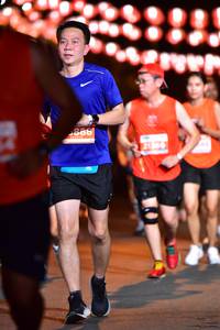 BIB: 888
                            <button type="button" onclick="openModal(14332844)" class="btn btn-primary btn-sm float-right btn-popup" data-toggle="modal" data-target=".modal-high-quality">
                        <i class="fas fa-shopping-cart"></i> Add to Cart
                    </button>
                                            <button type="button" onclick="isThisMe(14332844, true)" class="btn btn-success btn-sm float-right btn-popup btn-isme hidden" data-toggle="tooltip" data-placement="bottom" title="นี่คือรูปของคุณใช่ไหม คลิกที่นี่เพื่อเอาเข้าอัลบั้ม">
                        <i class="fas fa-plus"></i> Add to album
                    </button>
                    <button type="button" onclick="isThisMe(14332844, false)" class="btn btn-warning btn-sm float-right btn-popup btn-isnotme hidden">
                        <i class="fas fa-ban"></i> Remove from album
                    </button>