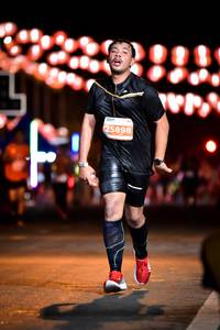 BIB: 25898
                            <button type="button" onclick="openModal(15825293)" class="btn btn-primary btn-sm float-right btn-popup" data-toggle="modal" data-target=".modal-high-quality">
                        <i class="fas fa-shopping-cart"></i> Add to Cart
                    </button>
                                            <button type="button" onclick="isThisMe(15825293, true)" class="btn btn-success btn-sm float-right btn-popup btn-isme hidden" data-toggle="tooltip" data-placement="bottom" title="นี่คือรูปของคุณใช่ไหม คลิกที่นี่เพื่อเอาเข้าอัลบั้ม">
                        <i class="fas fa-plus"></i> Add to album
                    </button>
                    <button type="button" onclick="isThisMe(15825293, false)" class="btn btn-warning btn-sm float-right btn-popup btn-isnotme hidden">
                        <i class="fas fa-ban"></i> Remove from album
                    </button>