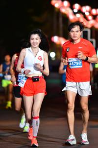 BIB: 40928
                            <button type="button" onclick="openModal(13728164)" class="btn btn-primary btn-sm float-right btn-popup" data-toggle="modal" data-target=".modal-high-quality">
                        <i class="fas fa-shopping-cart"></i> Add to Cart
                    </button>
                                            <button type="button" onclick="isThisMe(13728164, true)" class="btn btn-success btn-sm float-right btn-popup btn-isme hidden" data-toggle="tooltip" data-placement="bottom" title="นี่คือรูปของคุณใช่ไหม คลิกที่นี่เพื่อเอาเข้าอัลบั้ม">
                        <i class="fas fa-plus"></i> Add to album
                    </button>
                    <button type="button" onclick="isThisMe(13728164, false)" class="btn btn-warning btn-sm float-right btn-popup btn-isnotme hidden">
                        <i class="fas fa-ban"></i> Remove from album
                    </button>