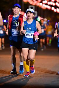 BIB: 40071, 42844
                            <button type="button" onclick="openModal(14475766)" class="btn btn-primary btn-sm float-right btn-popup" data-toggle="modal" data-target=".modal-high-quality">
                        <i class="fas fa-shopping-cart"></i> Add to Cart
                    </button>
                                            <button type="button" onclick="isThisMe(14475766, true)" class="btn btn-success btn-sm float-right btn-popup btn-isme hidden" data-toggle="tooltip" data-placement="bottom" title="นี่คือรูปของคุณใช่ไหม คลิกที่นี่เพื่อเอาเข้าอัลบั้ม">
                        <i class="fas fa-plus"></i> Add to album
                    </button>
                    <button type="button" onclick="isThisMe(14475766, false)" class="btn btn-warning btn-sm float-right btn-popup btn-isnotme hidden">
                        <i class="fas fa-ban"></i> Remove from album
                    </button>