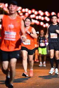 BIB: 0650, 9210, 27497
                            <button type="button" onclick="openModal(14318799)" class="btn btn-primary btn-sm float-right btn-popup" data-toggle="modal" data-target=".modal-high-quality">
                        <i class="fas fa-shopping-cart"></i> Add to Cart
                    </button>
                                            <button type="button" onclick="isThisMe(14318799, true)" class="btn btn-success btn-sm float-right btn-popup btn-isme hidden" data-toggle="tooltip" data-placement="bottom" title="นี่คือรูปของคุณใช่ไหม คลิกที่นี่เพื่อเอาเข้าอัลบั้ม">
                        <i class="fas fa-plus"></i> Add to album
                    </button>
                    <button type="button" onclick="isThisMe(14318799, false)" class="btn btn-warning btn-sm float-right btn-popup btn-isnotme hidden">
                        <i class="fas fa-ban"></i> Remove from album
                    </button>