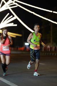 BIB: 288, 22279
                            <button type="button" onclick="openModal(14310503)" class="btn btn-primary btn-sm float-right btn-popup" data-toggle="modal" data-target=".modal-high-quality">
                        <i class="fas fa-shopping-cart"></i> Add to Cart
                    </button>
                                            <button type="button" onclick="isThisMe(14310503, true)" class="btn btn-success btn-sm float-right btn-popup btn-isme hidden" data-toggle="tooltip" data-placement="bottom" title="นี่คือรูปของคุณใช่ไหม คลิกที่นี่เพื่อเอาเข้าอัลบั้ม">
                        <i class="fas fa-plus"></i> Add to album
                    </button>
                    <button type="button" onclick="isThisMe(14310503, false)" class="btn btn-warning btn-sm float-right btn-popup btn-isnotme hidden">
                        <i class="fas fa-ban"></i> Remove from album
                    </button>