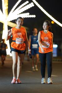 BIB: 23098, 23354
                            <button type="button" onclick="openModal(15364703)" class="btn btn-primary btn-sm float-right btn-popup" data-toggle="modal" data-target=".modal-high-quality">
                        <i class="fas fa-shopping-cart"></i> Add to Cart
                    </button>
                                            <button type="button" onclick="isThisMe(15364703, true)" class="btn btn-success btn-sm float-right btn-popup btn-isme hidden" data-toggle="tooltip" data-placement="bottom" title="นี่คือรูปของคุณใช่ไหม คลิกที่นี่เพื่อเอาเข้าอัลบั้ม">
                        <i class="fas fa-plus"></i> Add to album
                    </button>
                    <button type="button" onclick="isThisMe(15364703, false)" class="btn btn-warning btn-sm float-right btn-popup btn-isnotme hidden">
                        <i class="fas fa-ban"></i> Remove from album
                    </button>
