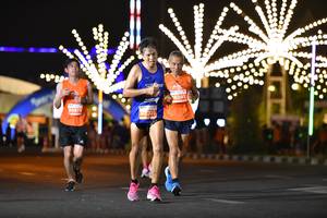 BIB: 081, 20972, 201
                            <button type="button" onclick="openModal(13725318)" class="btn btn-primary btn-sm float-right btn-popup" data-toggle="modal" data-target=".modal-high-quality">
                        <i class="fas fa-shopping-cart"></i> Add to Cart
                    </button>
                                            <button type="button" onclick="isThisMe(13725318, true)" class="btn btn-success btn-sm float-right btn-popup btn-isme hidden" data-toggle="tooltip" data-placement="bottom" title="นี่คือรูปของคุณใช่ไหม คลิกที่นี่เพื่อเอาเข้าอัลบั้ม">
                        <i class="fas fa-plus"></i> Add to album
                    </button>
                    <button type="button" onclick="isThisMe(13725318, false)" class="btn btn-warning btn-sm float-right btn-popup btn-isnotme hidden">
                        <i class="fas fa-ban"></i> Remove from album
                    </button>