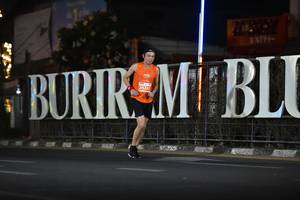 BIB: 26382
                            <button type="button" onclick="openModal(13726920)" class="btn btn-primary btn-sm float-right btn-popup" data-toggle="modal" data-target=".modal-high-quality">
                        <i class="fas fa-shopping-cart"></i> Add to Cart
                    </button>
                                            <button type="button" onclick="isThisMe(13726920, true)" class="btn btn-success btn-sm float-right btn-popup btn-isme hidden" data-toggle="tooltip" data-placement="bottom" title="นี่คือรูปของคุณใช่ไหม คลิกที่นี่เพื่อเอาเข้าอัลบั้ม">
                        <i class="fas fa-plus"></i> Add to album
                    </button>
                    <button type="button" onclick="isThisMe(13726920, false)" class="btn btn-warning btn-sm float-right btn-popup btn-isnotme hidden">
                        <i class="fas fa-ban"></i> Remove from album
                    </button>