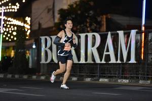 BIB: 20382
                            <button type="button" onclick="openModal(13727112)" class="btn btn-primary btn-sm float-right btn-popup" data-toggle="modal" data-target=".modal-high-quality">
                        <i class="fas fa-shopping-cart"></i> Add to Cart
                    </button>
                                            <button type="button" onclick="isThisMe(13727112, true)" class="btn btn-success btn-sm float-right btn-popup btn-isme hidden" data-toggle="tooltip" data-placement="bottom" title="นี่คือรูปของคุณใช่ไหม คลิกที่นี่เพื่อเอาเข้าอัลบั้ม">
                        <i class="fas fa-plus"></i> Add to album
                    </button>
                    <button type="button" onclick="isThisMe(13727112, false)" class="btn btn-warning btn-sm float-right btn-popup btn-isnotme hidden">
                        <i class="fas fa-ban"></i> Remove from album
                    </button>