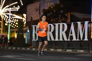 BIB: 25889
                            <button type="button" onclick="openModal(13727172)" class="btn btn-primary btn-sm float-right btn-popup" data-toggle="modal" data-target=".modal-high-quality">
                        <i class="fas fa-shopping-cart"></i> Add to Cart
                    </button>
                                            <button type="button" onclick="isThisMe(13727172, true)" class="btn btn-success btn-sm float-right btn-popup btn-isme hidden" data-toggle="tooltip" data-placement="bottom" title="นี่คือรูปของคุณใช่ไหม คลิกที่นี่เพื่อเอาเข้าอัลบั้ม">
                        <i class="fas fa-plus"></i> Add to album
                    </button>
                    <button type="button" onclick="isThisMe(13727172, false)" class="btn btn-warning btn-sm float-right btn-popup btn-isnotme hidden">
                        <i class="fas fa-ban"></i> Remove from album
                    </button>