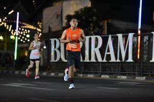 BIB: 25114
                            <button type="button" onclick="openModal(13727397)" class="btn btn-primary btn-sm float-right btn-popup" data-toggle="modal" data-target=".modal-high-quality">
                        <i class="fas fa-shopping-cart"></i> Add to Cart
                    </button>
                                            <button type="button" onclick="isThisMe(13727397, true)" class="btn btn-success btn-sm float-right btn-popup btn-isme hidden" data-toggle="tooltip" data-placement="bottom" title="นี่คือรูปของคุณใช่ไหม คลิกที่นี่เพื่อเอาเข้าอัลบั้ม">
                        <i class="fas fa-plus"></i> Add to album
                    </button>
                    <button type="button" onclick="isThisMe(13727397, false)" class="btn btn-warning btn-sm float-right btn-popup btn-isnotme hidden">
                        <i class="fas fa-ban"></i> Remove from album
                    </button>