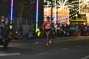 BIB: 7641
                            <button type="button" onclick="openModal(13724391)" class="btn btn-primary btn-sm float-right btn-popup" data-toggle="modal" data-target=".modal-high-quality">
                        <i class="fas fa-shopping-cart"></i> Add to Cart
                    </button>
                                            <button type="button" onclick="isThisMe(13724391, true)" class="btn btn-success btn-sm float-right btn-popup btn-isme hidden" data-toggle="tooltip" data-placement="bottom" title="นี่คือรูปของคุณใช่ไหม คลิกที่นี่เพื่อเอาเข้าอัลบั้ม">
                        <i class="fas fa-plus"></i> Add to album
                    </button>
                    <button type="button" onclick="isThisMe(13724391, false)" class="btn btn-warning btn-sm float-right btn-popup btn-isnotme hidden">
                        <i class="fas fa-ban"></i> Remove from album
                    </button>