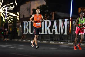 BIB: 22095
                            <button type="button" onclick="openModal(13727900)" class="btn btn-primary btn-sm float-right btn-popup" data-toggle="modal" data-target=".modal-high-quality">
                        <i class="fas fa-shopping-cart"></i> Add to Cart
                    </button>
                                            <button type="button" onclick="isThisMe(13727900, true)" class="btn btn-success btn-sm float-right btn-popup btn-isme hidden" data-toggle="tooltip" data-placement="bottom" title="นี่คือรูปของคุณใช่ไหม คลิกที่นี่เพื่อเอาเข้าอัลบั้ม">
                        <i class="fas fa-plus"></i> Add to album
                    </button>
                    <button type="button" onclick="isThisMe(13727900, false)" class="btn btn-warning btn-sm float-right btn-popup btn-isnotme hidden">
                        <i class="fas fa-ban"></i> Remove from album
                    </button>