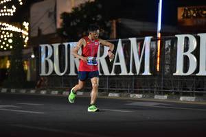 BIB: 45437
                            <button type="button" onclick="openModal(13727401)" class="btn btn-primary btn-sm float-right btn-popup" data-toggle="modal" data-target=".modal-high-quality">
                        <i class="fas fa-shopping-cart"></i> Add to Cart
                    </button>
                                            <button type="button" onclick="isThisMe(13727401, true)" class="btn btn-success btn-sm float-right btn-popup btn-isme hidden" data-toggle="tooltip" data-placement="bottom" title="นี่คือรูปของคุณใช่ไหม คลิกที่นี่เพื่อเอาเข้าอัลบั้ม">
                        <i class="fas fa-plus"></i> Add to album
                    </button>
                    <button type="button" onclick="isThisMe(13727401, false)" class="btn btn-warning btn-sm float-right btn-popup btn-isnotme hidden">
                        <i class="fas fa-ban"></i> Remove from album
                    </button>