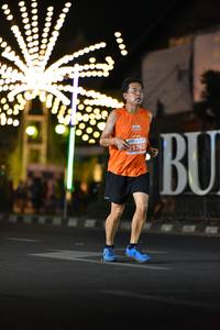 BIB: 25762
                            <button type="button" onclick="openModal(13727708)" class="btn btn-primary btn-sm float-right btn-popup" data-toggle="modal" data-target=".modal-high-quality">
                        <i class="fas fa-shopping-cart"></i> Add to Cart
                    </button>
                                            <button type="button" onclick="isThisMe(13727708, true)" class="btn btn-success btn-sm float-right btn-popup btn-isme hidden" data-toggle="tooltip" data-placement="bottom" title="นี่คือรูปของคุณใช่ไหม คลิกที่นี่เพื่อเอาเข้าอัลบั้ม">
                        <i class="fas fa-plus"></i> Add to album
                    </button>
                    <button type="button" onclick="isThisMe(13727708, false)" class="btn btn-warning btn-sm float-right btn-popup btn-isnotme hidden">
                        <i class="fas fa-ban"></i> Remove from album
                    </button>