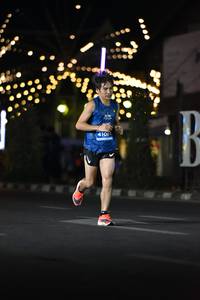 BIB: 410
                            <button type="button" onclick="openModal(13726426)" class="btn btn-primary btn-sm float-right btn-popup" data-toggle="modal" data-target=".modal-high-quality">
                        <i class="fas fa-shopping-cart"></i> Add to Cart
                    </button>
                                            <button type="button" onclick="isThisMe(13726426, true)" class="btn btn-success btn-sm float-right btn-popup btn-isme hidden" data-toggle="tooltip" data-placement="bottom" title="นี่คือรูปของคุณใช่ไหม คลิกที่นี่เพื่อเอาเข้าอัลบั้ม">
                        <i class="fas fa-plus"></i> Add to album
                    </button>
                    <button type="button" onclick="isThisMe(13726426, false)" class="btn btn-warning btn-sm float-right btn-popup btn-isnotme hidden">
                        <i class="fas fa-ban"></i> Remove from album
                    </button>