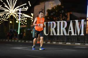 BIB: 21485
                            <button type="button" onclick="openModal(13727793)" class="btn btn-primary btn-sm float-right btn-popup" data-toggle="modal" data-target=".modal-high-quality">
                        <i class="fas fa-shopping-cart"></i> Add to Cart
                    </button>
                                            <button type="button" onclick="isThisMe(13727793, true)" class="btn btn-success btn-sm float-right btn-popup btn-isme hidden" data-toggle="tooltip" data-placement="bottom" title="นี่คือรูปของคุณใช่ไหม คลิกที่นี่เพื่อเอาเข้าอัลบั้ม">
                        <i class="fas fa-plus"></i> Add to album
                    </button>
                    <button type="button" onclick="isThisMe(13727793, false)" class="btn btn-warning btn-sm float-right btn-popup btn-isnotme hidden">
                        <i class="fas fa-ban"></i> Remove from album
                    </button>