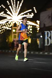 BIB: 
                            <button type="button" onclick="openModal(13725966)" class="btn btn-primary btn-sm float-right btn-popup" data-toggle="modal" data-target=".modal-high-quality">
                        <i class="fas fa-shopping-cart"></i> Add to Cart
                    </button>
                                            <button type="button" onclick="isThisMe(13725966, true)" class="btn btn-success btn-sm float-right btn-popup btn-isme hidden" data-toggle="tooltip" data-placement="bottom" title="นี่คือรูปของคุณใช่ไหม คลิกที่นี่เพื่อเอาเข้าอัลบั้ม">
                        <i class="fas fa-plus"></i> Add to album
                    </button>
                    <button type="button" onclick="isThisMe(13725966, false)" class="btn btn-warning btn-sm float-right btn-popup btn-isnotme hidden">
                        <i class="fas fa-ban"></i> Remove from album
                    </button>