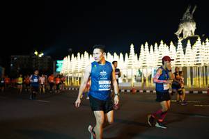 BIB: 40659, 432
                            <button type="button" onclick="openModal(15284419)" class="btn btn-primary btn-sm float-right btn-popup" data-toggle="modal" data-target=".modal-high-quality">
                        <i class="fas fa-shopping-cart"></i> Add to Cart
                    </button>
                                            <button type="button" onclick="isThisMe(15284419, true)" class="btn btn-success btn-sm float-right btn-popup btn-isme hidden" data-toggle="tooltip" data-placement="bottom" title="นี่คือรูปของคุณใช่ไหม คลิกที่นี่เพื่อเอาเข้าอัลบั้ม">
                        <i class="fas fa-plus"></i> Add to album
                    </button>
                    <button type="button" onclick="isThisMe(15284419, false)" class="btn btn-warning btn-sm float-right btn-popup btn-isnotme hidden">
                        <i class="fas fa-ban"></i> Remove from album
                    </button>