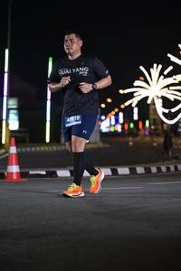 BIB: 2019, 46819
                            <button type="button" onclick="openModal(15383696)" class="btn btn-primary btn-sm float-right btn-popup" data-toggle="modal" data-target=".modal-high-quality">
                        <i class="fas fa-shopping-cart"></i> Add to Cart
                    </button>
                                            <button type="button" onclick="isThisMe(15383696, true)" class="btn btn-success btn-sm float-right btn-popup btn-isme hidden" data-toggle="tooltip" data-placement="bottom" title="นี่คือรูปของคุณใช่ไหม คลิกที่นี่เพื่อเอาเข้าอัลบั้ม">
                        <i class="fas fa-plus"></i> Add to album
                    </button>
                    <button type="button" onclick="isThisMe(15383696, false)" class="btn btn-warning btn-sm float-right btn-popup btn-isnotme hidden">
                        <i class="fas fa-ban"></i> Remove from album
                    </button>