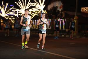 BIB: 453, 47562
                            <button type="button" onclick="openModal(15221279)" class="btn btn-primary btn-sm float-right btn-popup" data-toggle="modal" data-target=".modal-high-quality">
                        <i class="fas fa-shopping-cart"></i> Add to Cart
                    </button>
                                            <button type="button" onclick="isThisMe(15221279, true)" class="btn btn-success btn-sm float-right btn-popup btn-isme hidden" data-toggle="tooltip" data-placement="bottom" title="นี่คือรูปของคุณใช่ไหม คลิกที่นี่เพื่อเอาเข้าอัลบั้ม">
                        <i class="fas fa-plus"></i> Add to album
                    </button>
                    <button type="button" onclick="isThisMe(15221279, false)" class="btn btn-warning btn-sm float-right btn-popup btn-isnotme hidden">
                        <i class="fas fa-ban"></i> Remove from album
                    </button>